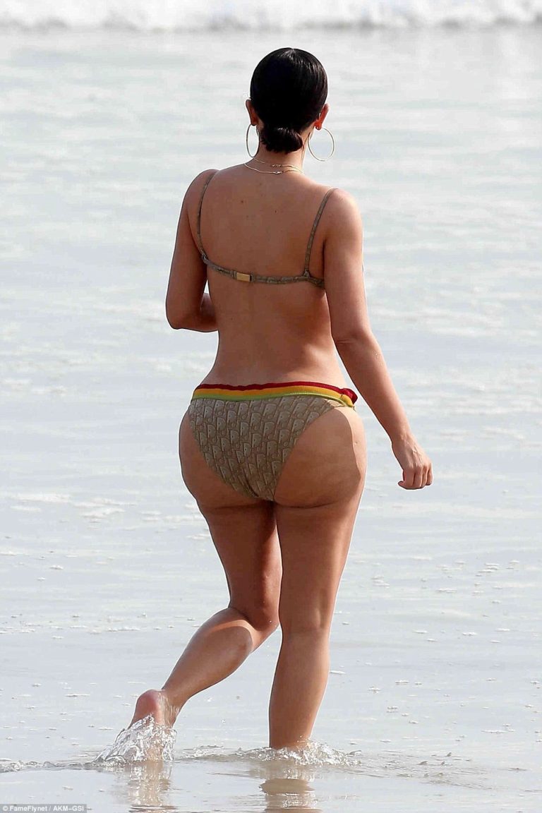 Kim Kardashian Unleashes New Bikini Photos On Mexican Beach Gossip