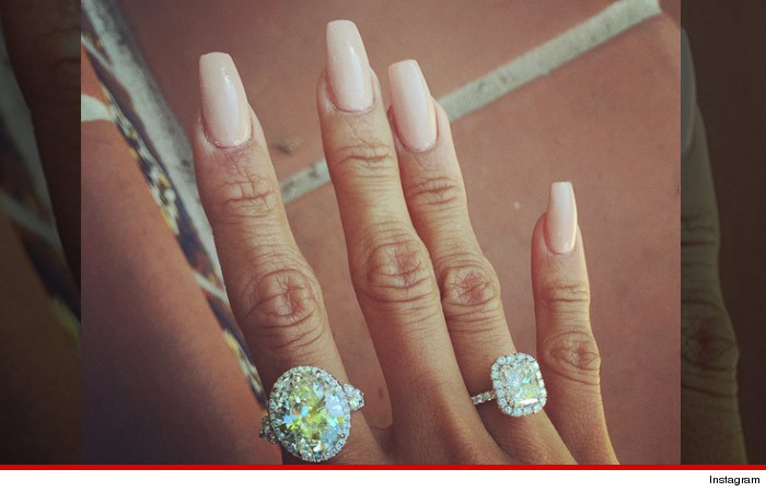 karrueche-tran-rings-christmas-instagram-4