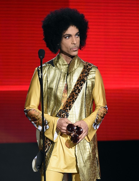 performs onstage during the 2015 American Music Awards at Microsoft Theater on November 22, 2015 in Los Angeles, California.