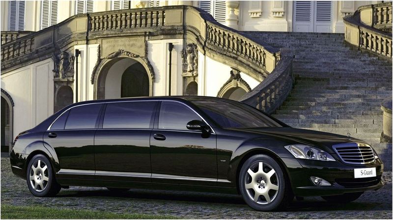 The-mercedez-benz-S600-Pullman-Guard-Anti-teror-car